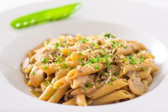 [FOTO] Penne integrali com funghi e limone